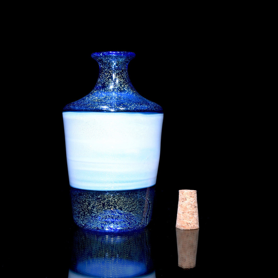 Fully-worked Dichroic Ghost/Brilliant Blue Pint Glass & Corked Tokkuri Sake Set