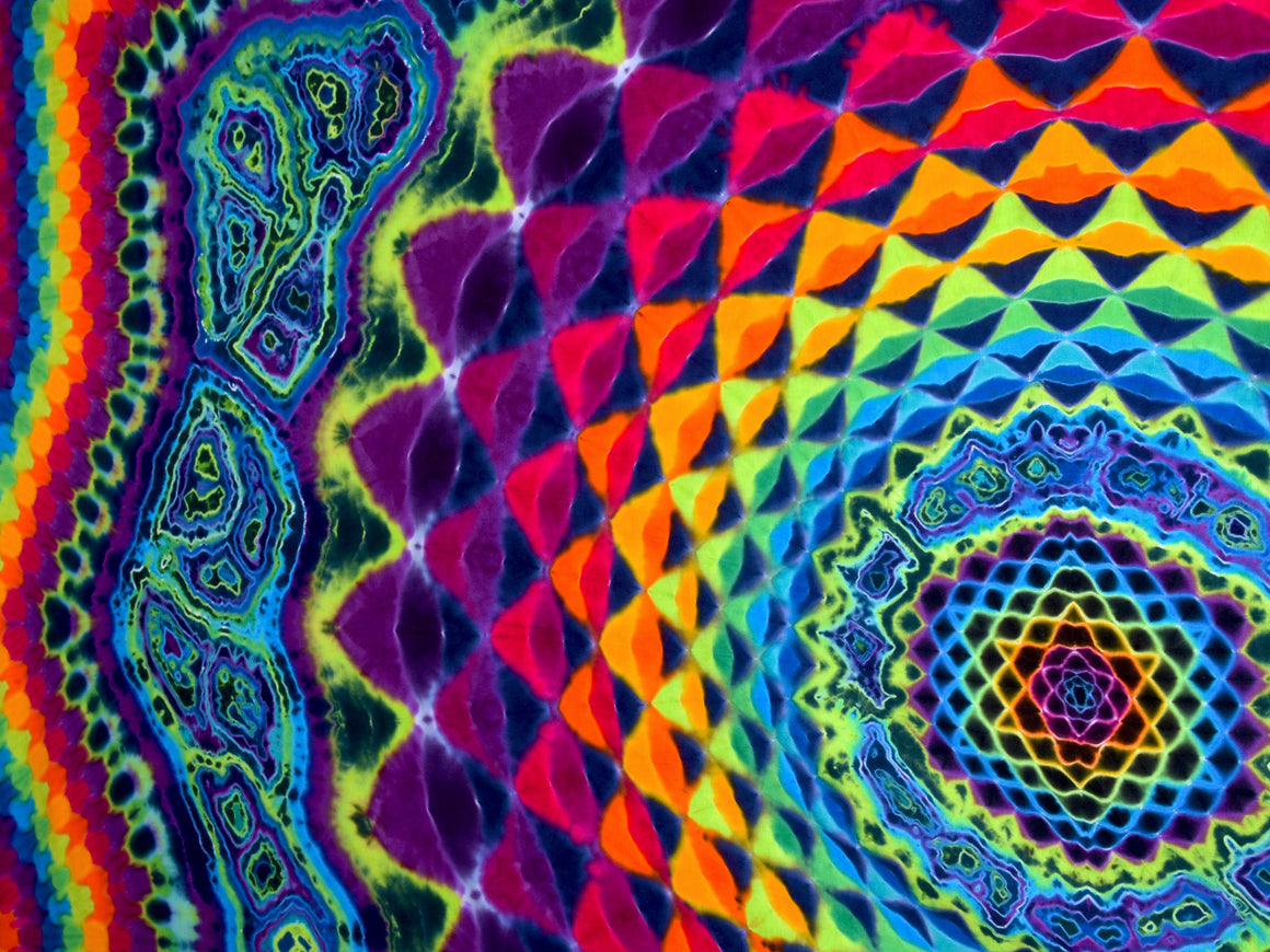 “SG12 The Cosmic Gate” 80" x 80" XL Tie Dye Tapestry w/ Tie Loops - Rainbow Honeycomb & Mandala w/ Neon Geodes